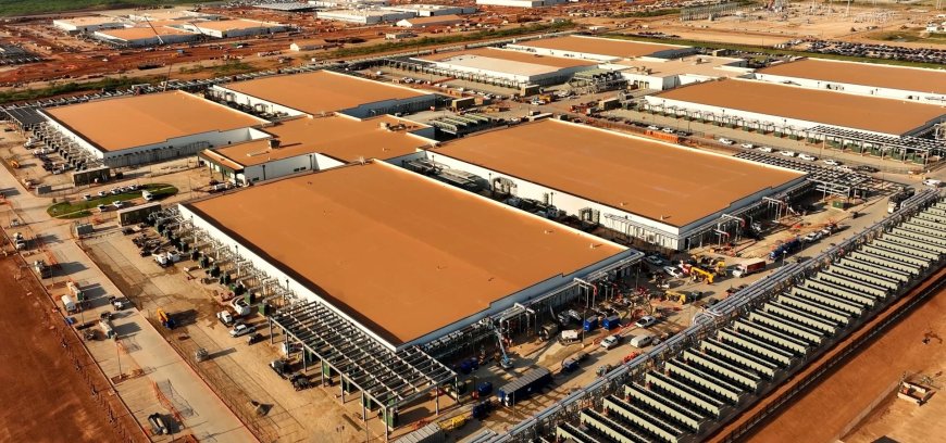 Data center construction spending hits record $85 billion annual pace