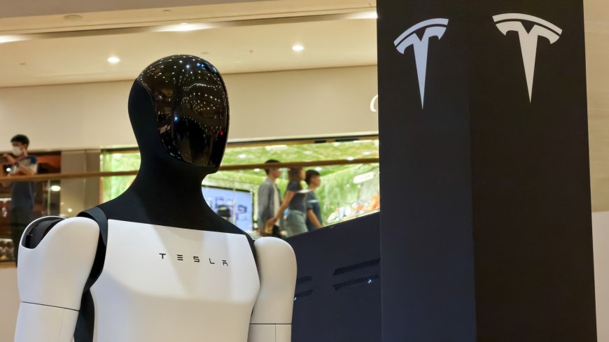 Tesla Targets 1,000 Optimus Robots Produced Weekly In Rapid Production Ramp-Up