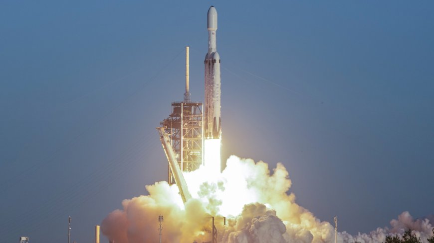 How Do Rockets Avoid Hitting Satellites And Space Debris During Launch?