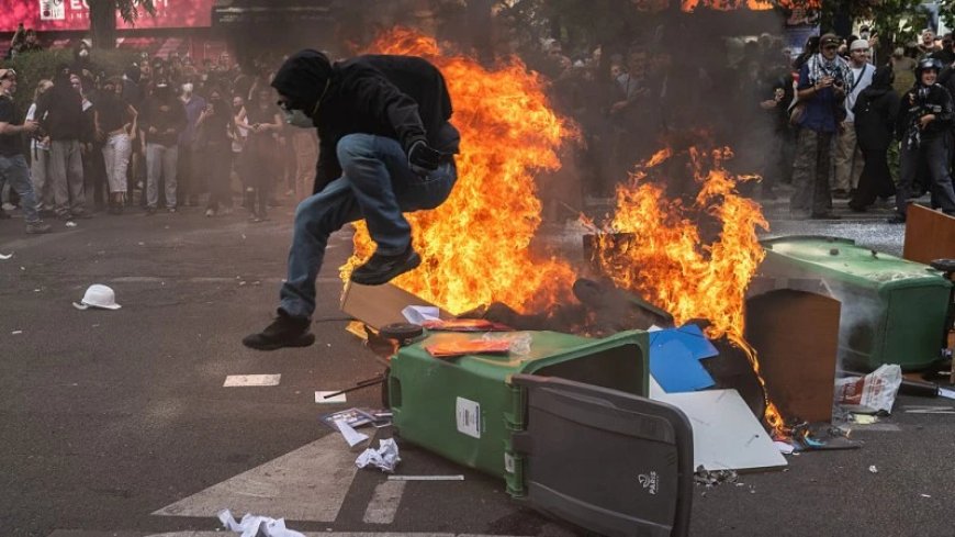 France Riots Live: Watch The Migrant/Socialist Revolution Continue! Looting, Arson, Attacks On Police & Native French Citizens