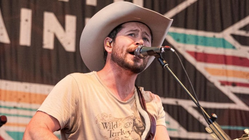Country music singer Shane Smith puts his own spin on Johnny Cash's iconic 'Hurt' cover