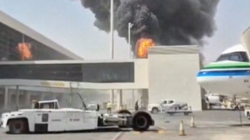 Flights to Saudi capital suspended after Houthis 'attack on airport'