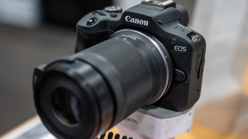 Buying A DSLR? Here Are 5 Mirrorless Cameras To Try Instead