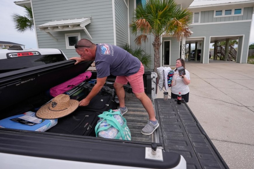 Hurricane Isaias upgraded to Category 3 as Gulf braces for impact