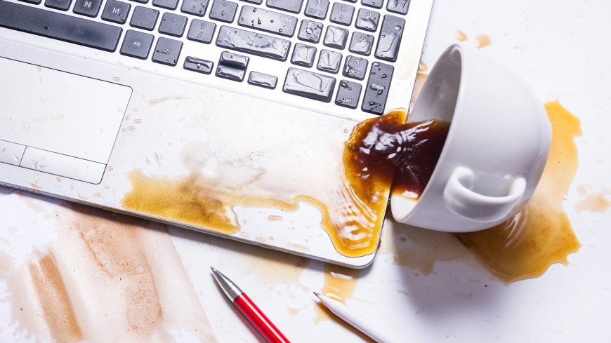 How Long Should You Wait For Your Laptop To Dry After A Spill?