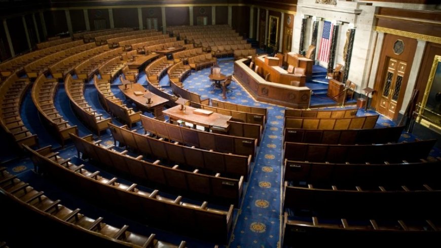 Republican and Dem. Lawmakers To Block Russian Oil Purchases