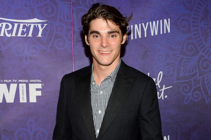 ‘Breaking Bad’ actor RJ Mitte dead at 34